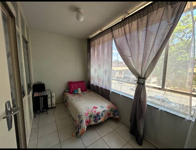 2 BEDROOM APARTMENT FOR SALE IN ARCADIA